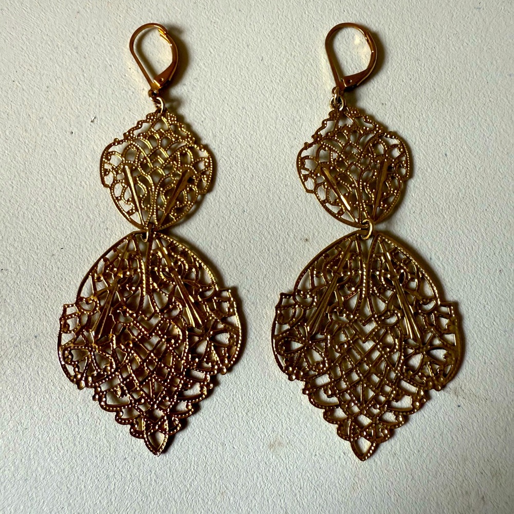 Gold Tone Dangle Earrings - Picture 3 of 3